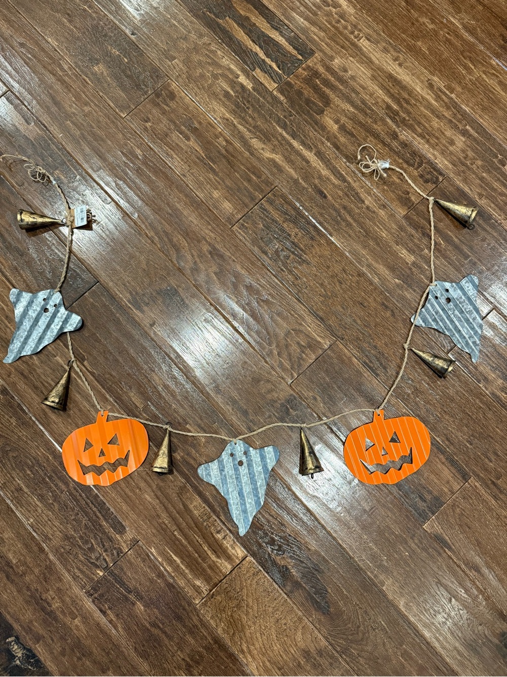 Mud Pie Orange Pumpkin and Gray Ghost Bell Garland
